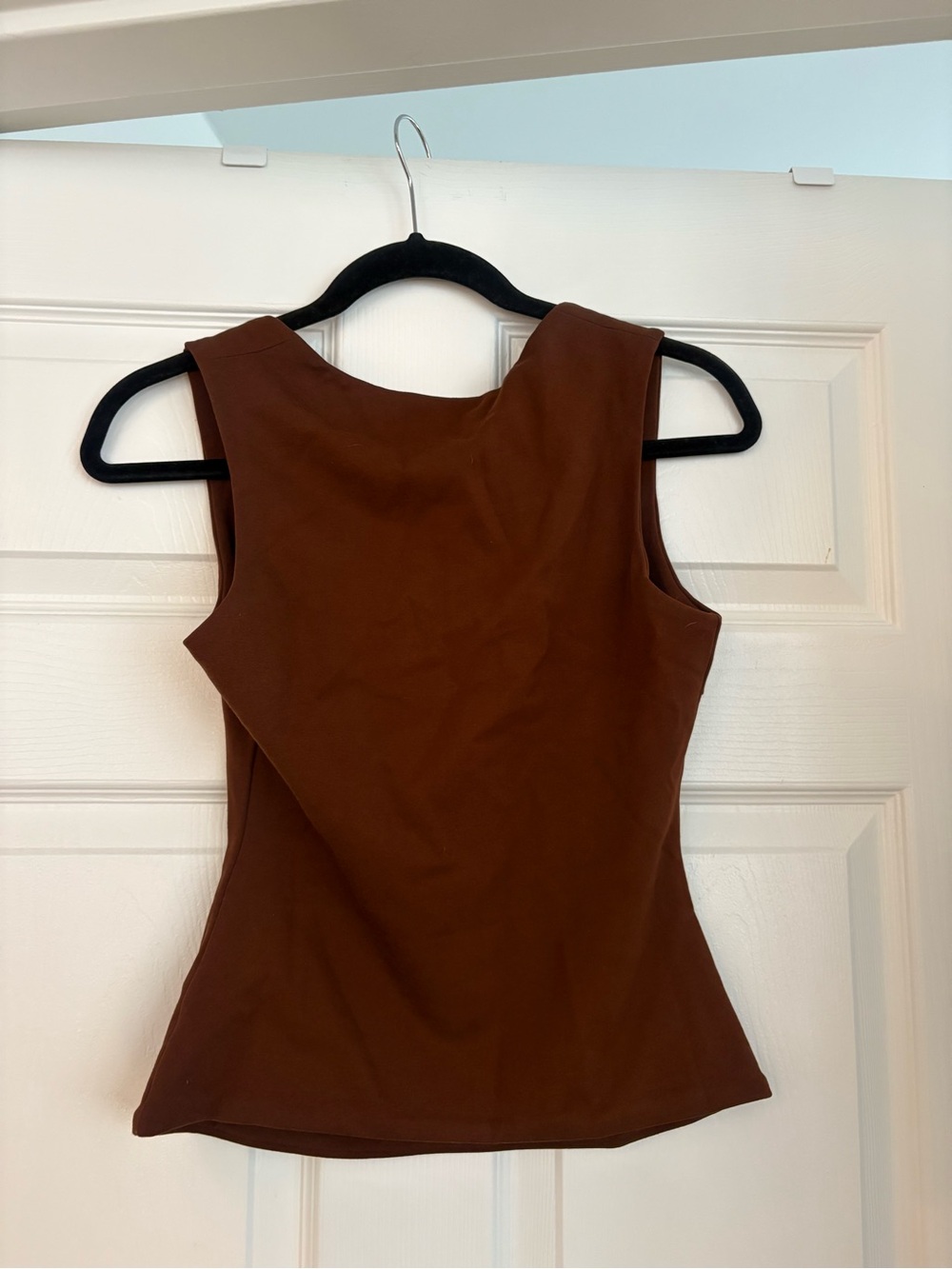 Guzio Brown Square-Neck Tank Top - Picture 4 of 4